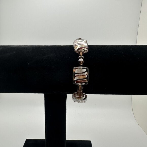 Handcrafted Glass Bead Bracelet With Metallic Swirl Design - Picture 4 of 6